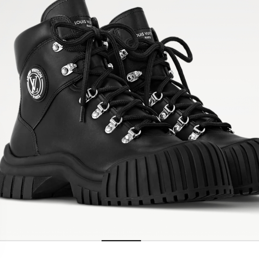 Louis Vuitton Black Quilted Boots